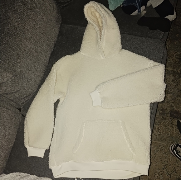 Forever21 Cream Fleece Pullover Hoody - Picture 1 of 6